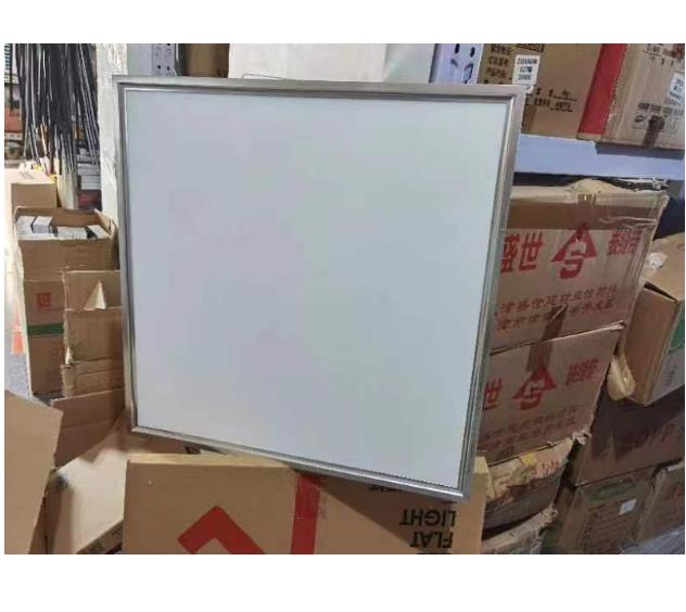 LED直发光平板灯 595mm*595mm 42w